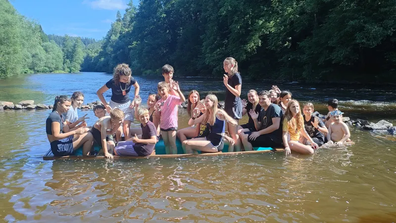 b393e076-4009-4b3e-bf42-42f7ea4ea20f